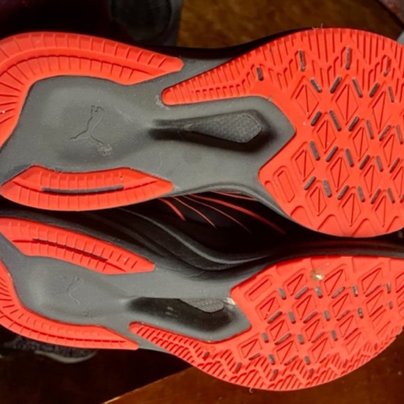 Puma NITRO Running Shoes size 9 (with carbon plate) - Picture 4 of 6